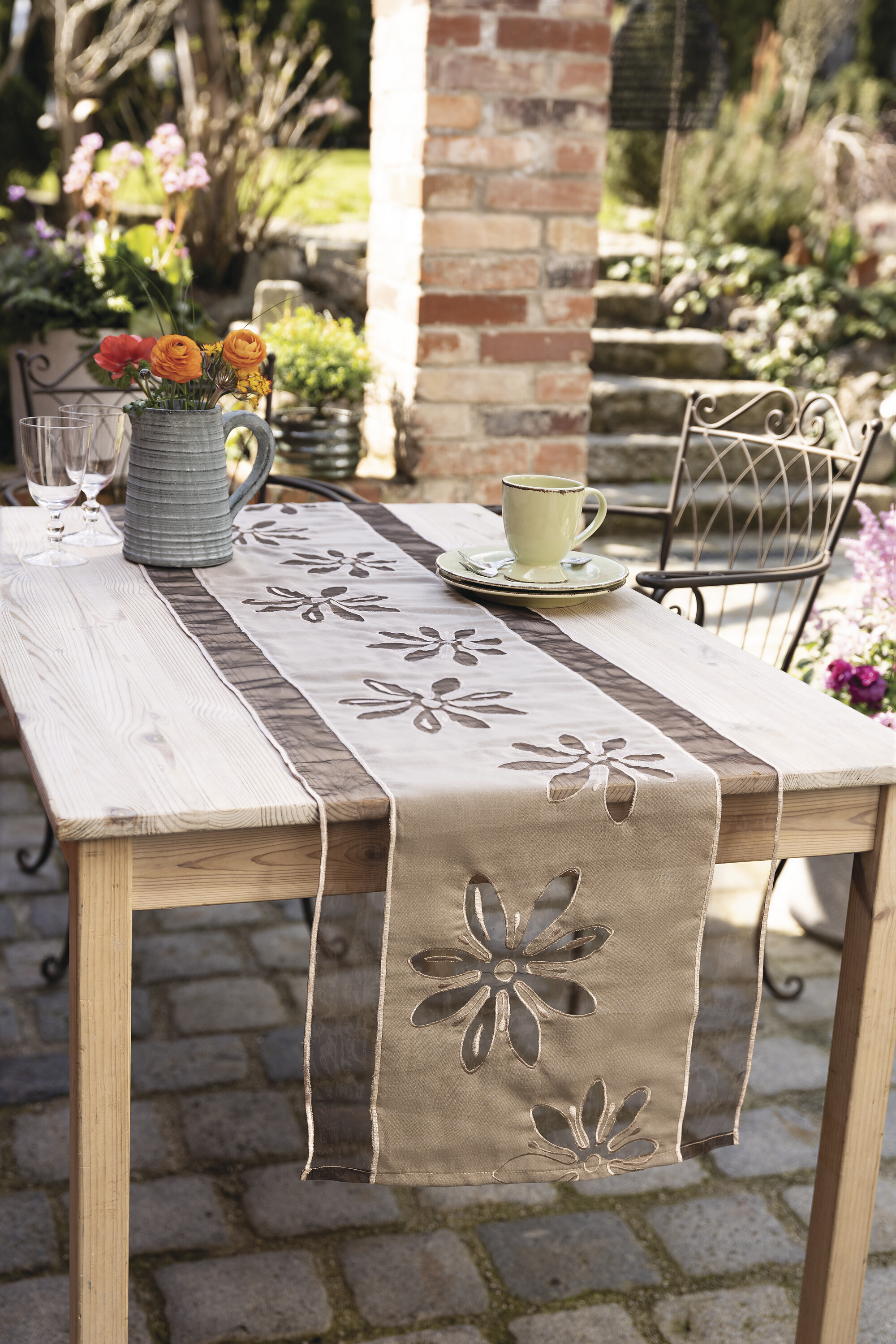Acheter Chemin de table "fleur"  dans la boutique en ligne de Frank Flechtwaren pour Automne