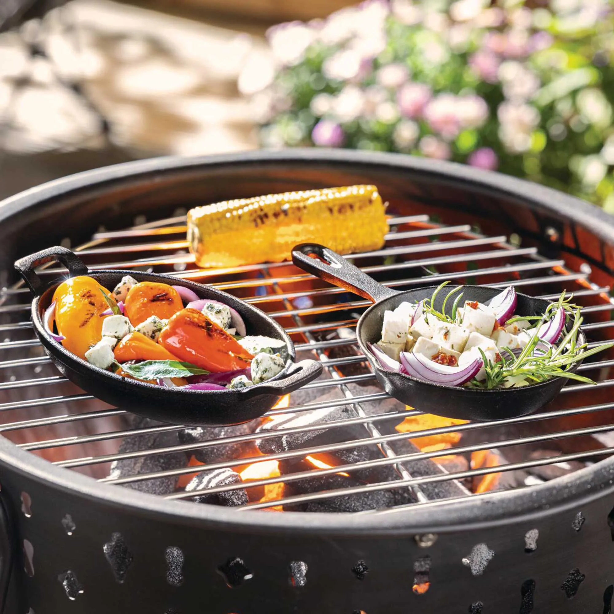 Acheter Poêle en fonte "Tapas", 2 pièces  dans la boutique en ligne de Frank Flechtwaren pour Barbecue &amp; détente