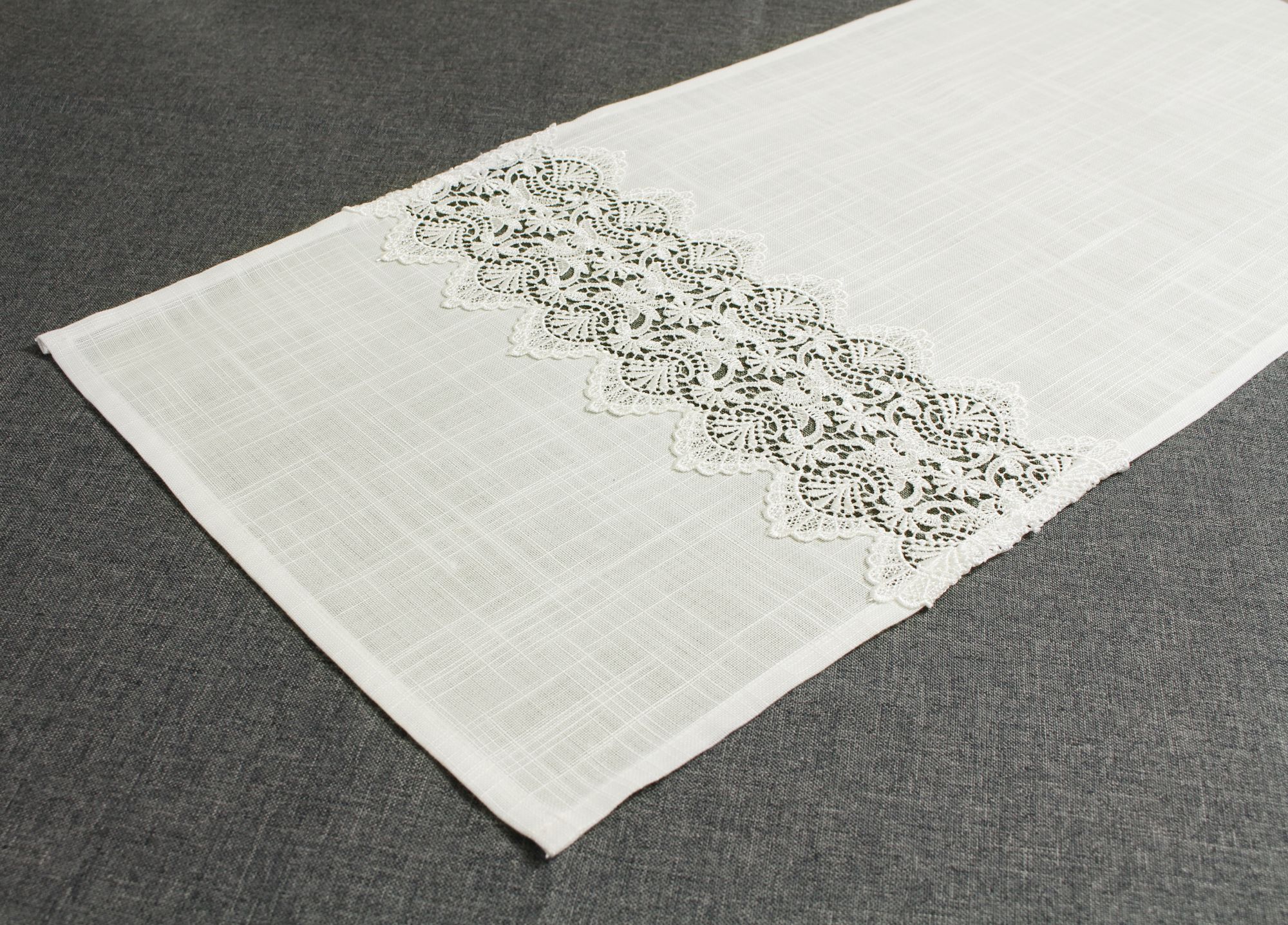 Acheter Chemin de table "crochet"  dans la boutique en ligne de Frank Flechtwaren pour Chemins de table