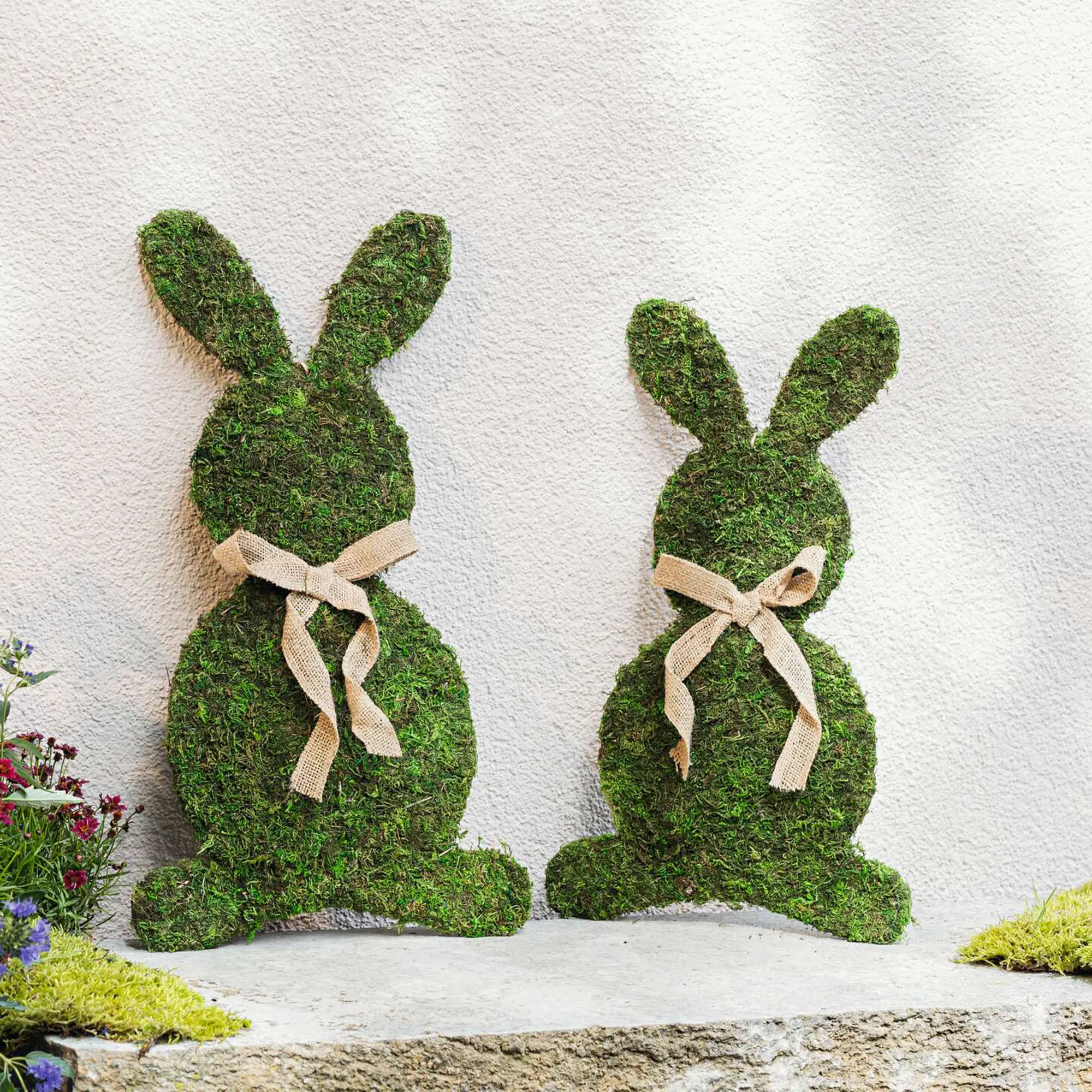 Acheter Lot de 2 lapins mousse "petit noeud"  dans la boutique en ligne de Frank Flechtwaren
