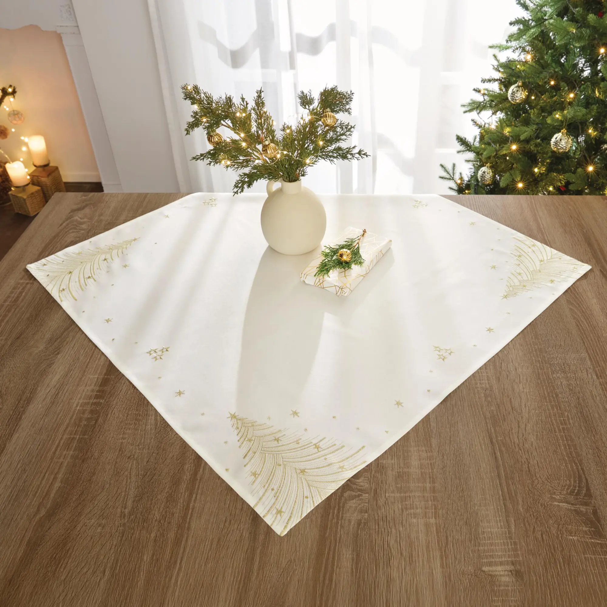 Acheter Nappe « Golden Christmas » dans la boutique en ligne de Frank Flechtwaren