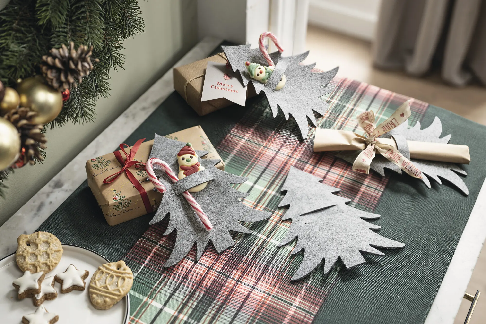 Acheter Lot de 4 pochettes à couverts "sapin"  dans la boutique en ligne de Frank Flechtwaren pour Sets de table