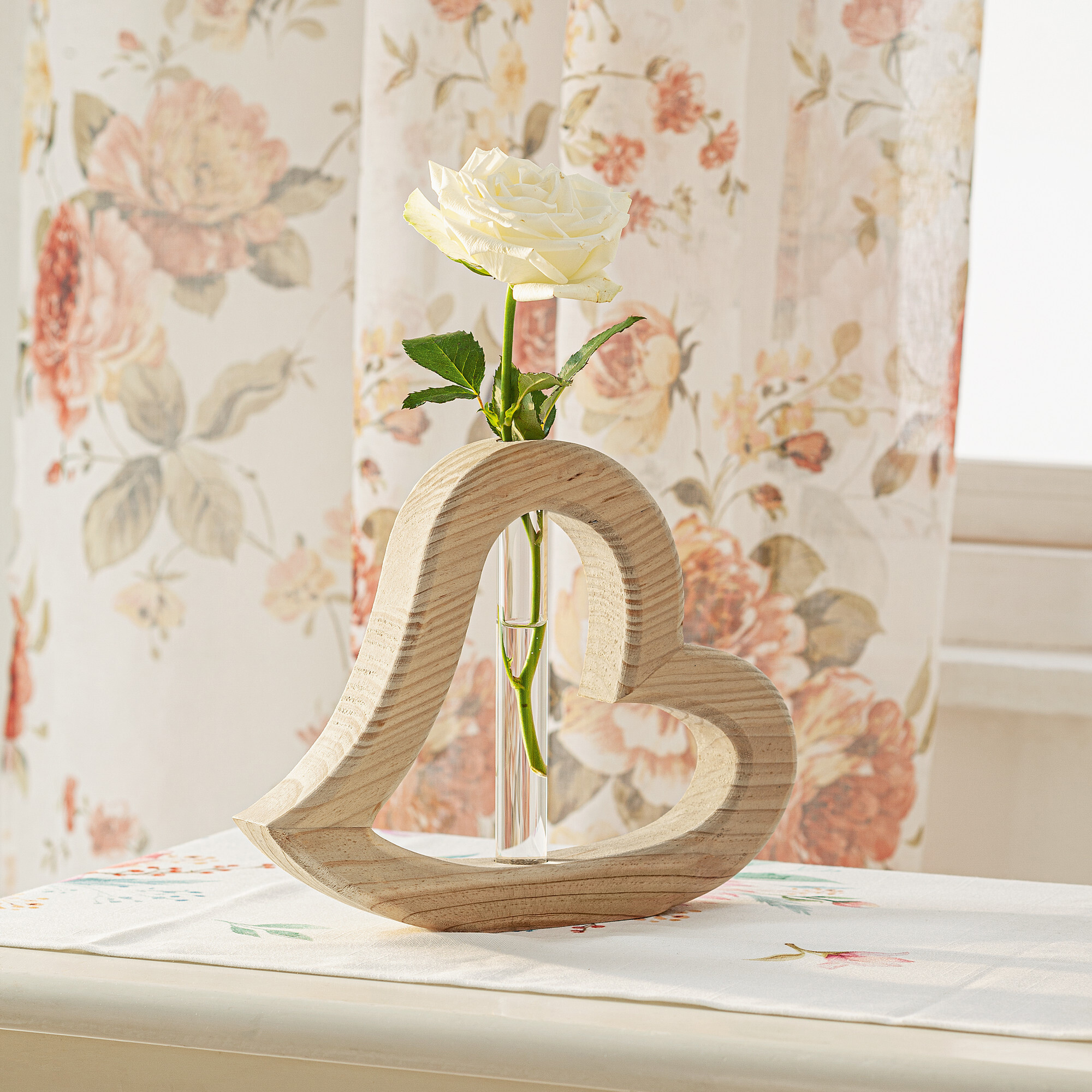 Acheter Cœur en bois "petit vase"  dans la boutique en ligne de Frank Flechtwaren pour Vases