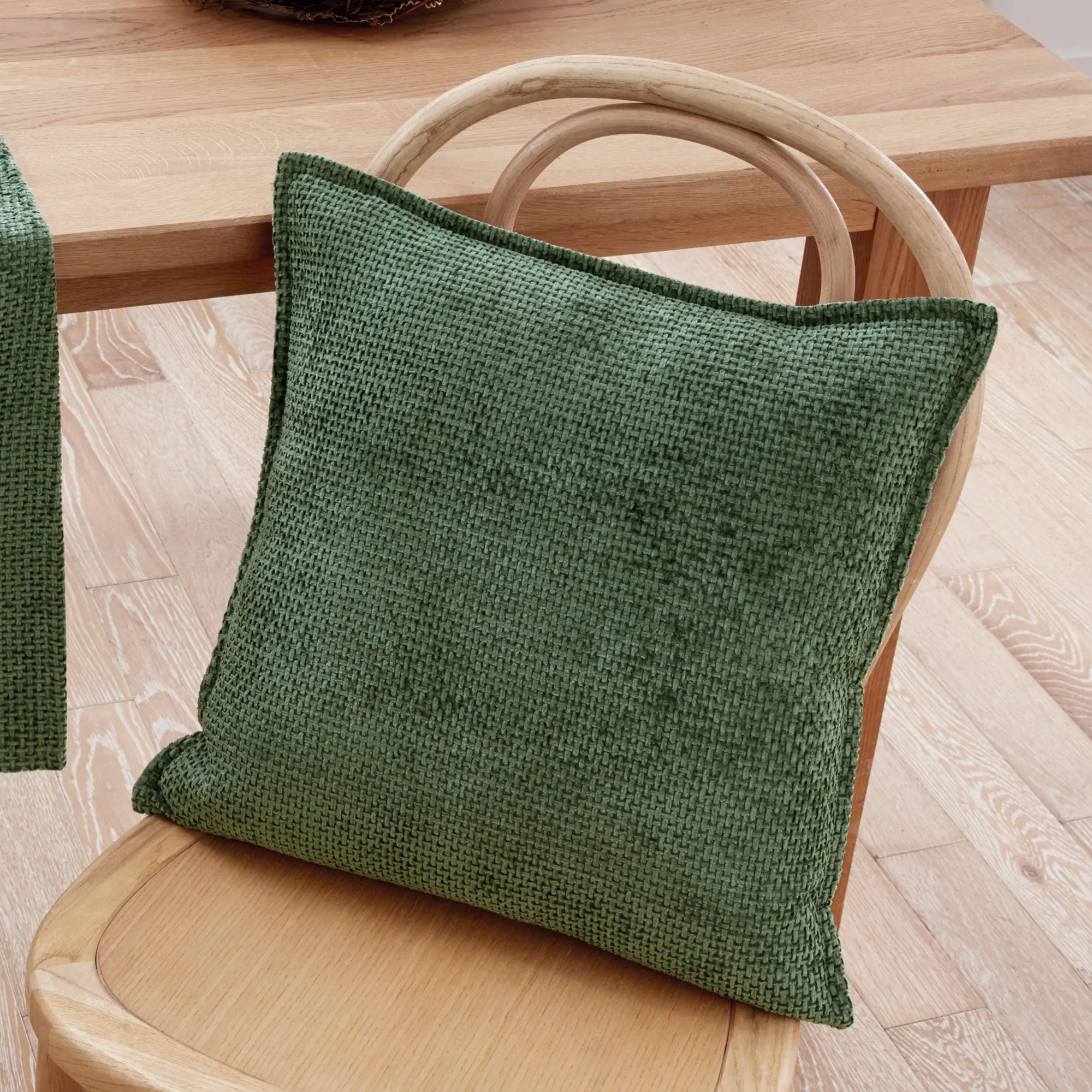 Acheter Housse de coussin "chenille"  dans la boutique en ligne de Frank Flechtwaren