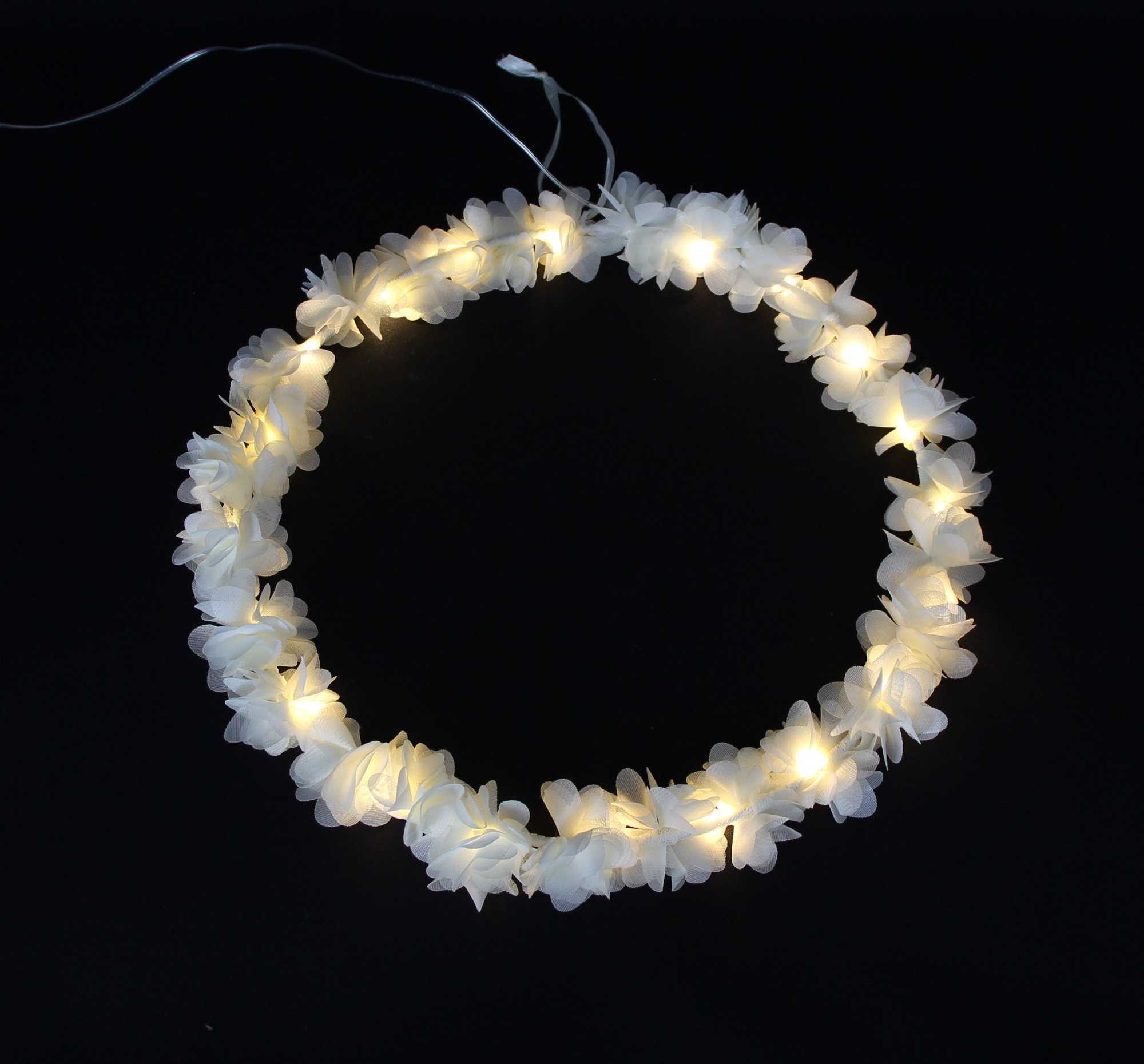 Acheter Suspension LED "anneau floral"  dans la boutique en ligne de Frank Flechtwaren pour Pâques