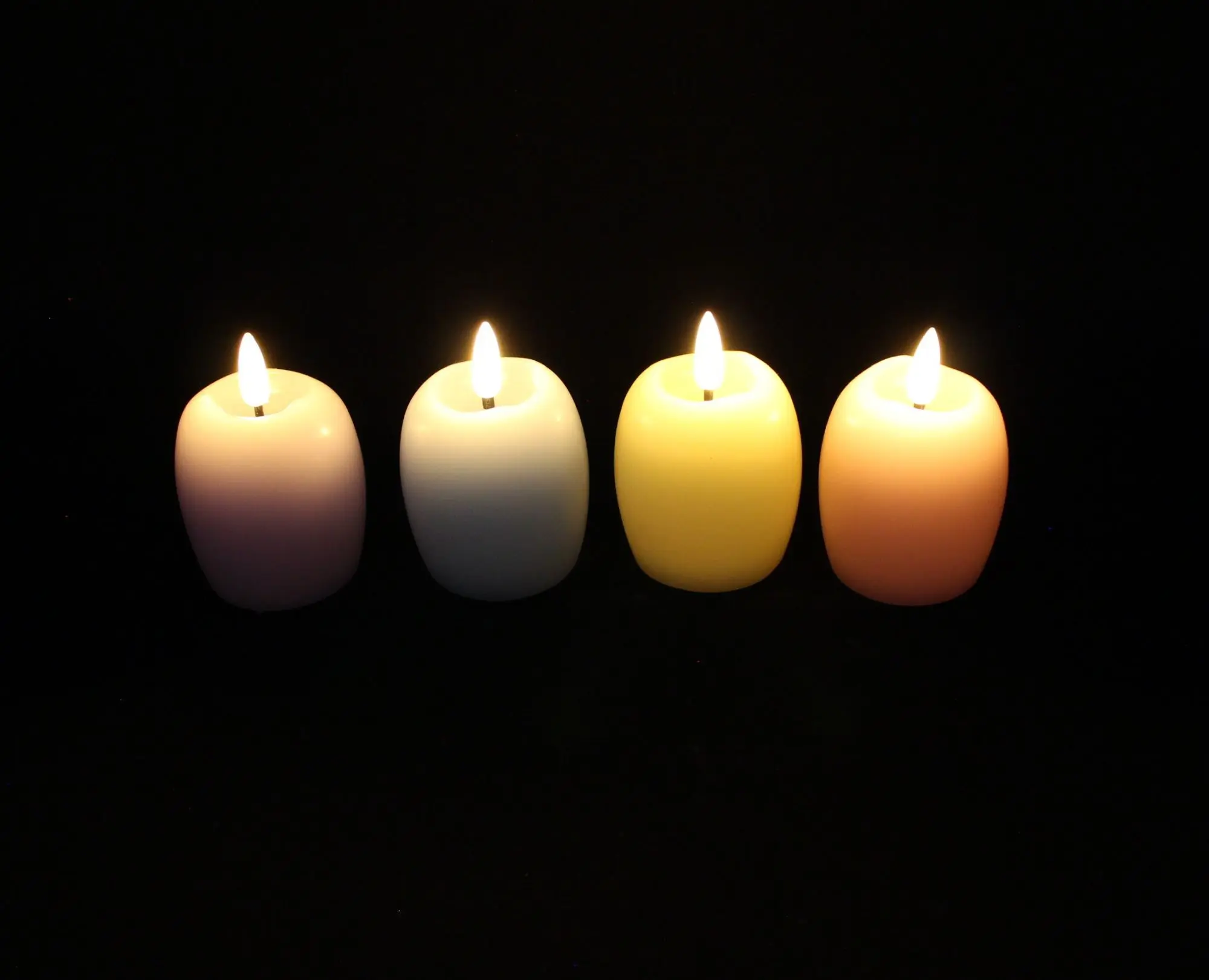 Acheter Lot de 4 bougies LED "oeuf pastel"  dans la boutique en ligne de Frank Flechtwaren pour Pâques
