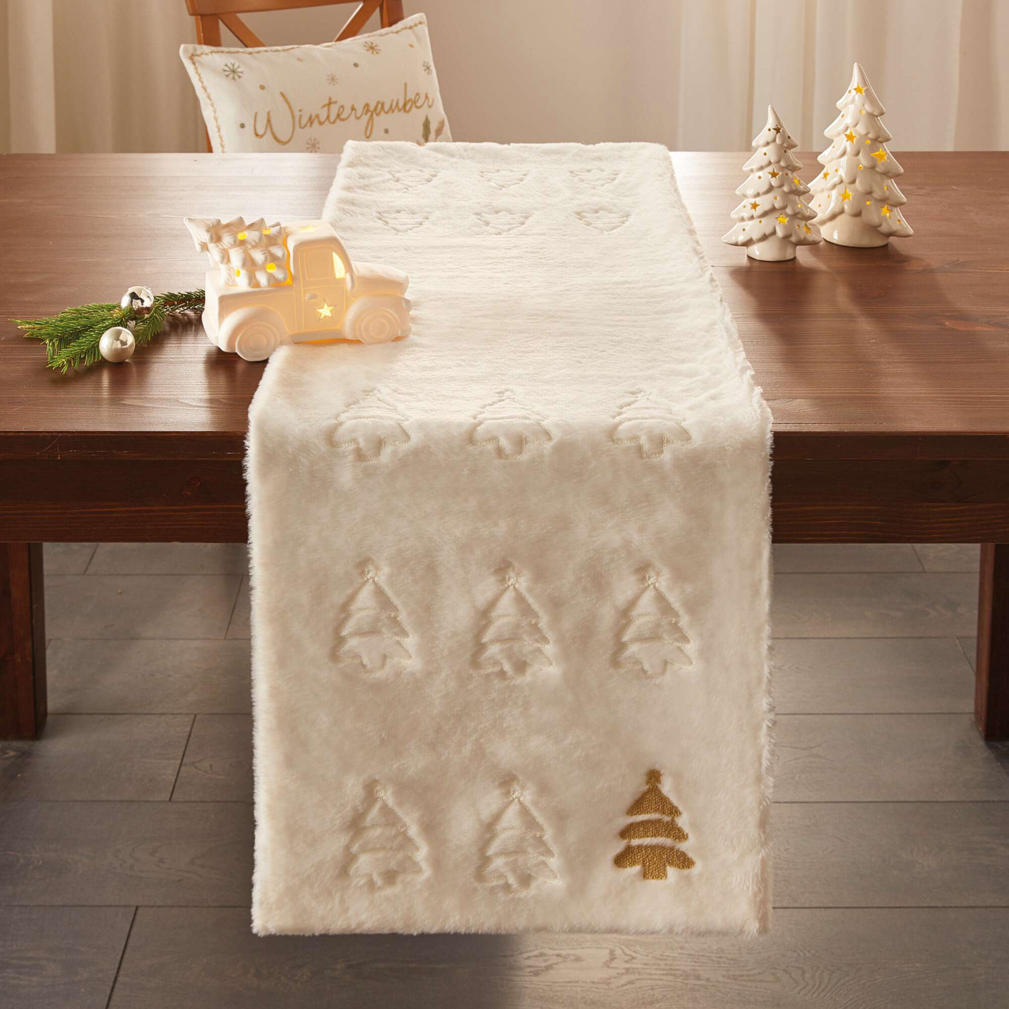 Acheter Chemin de table "sapin d'hiver"  dans la boutique en ligne de Frank Flechtwaren