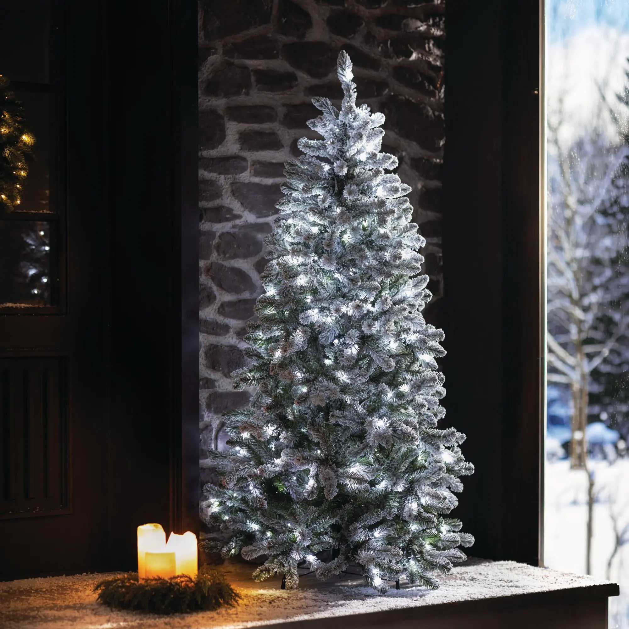 Acheter Sapin LED « Enneigé »  dans la boutique en ligne de Frank Flechtwaren