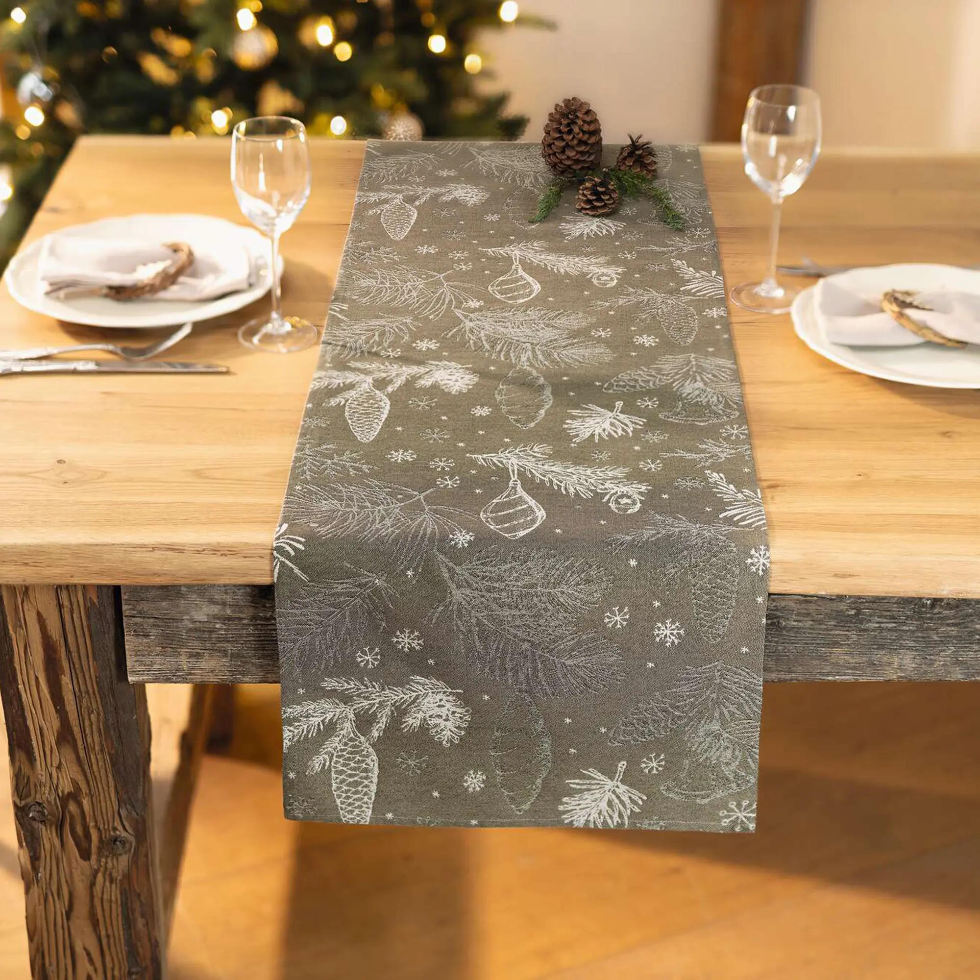 Acheter Chemin de table "l'Avent"  dans la boutique en ligne de Frank Flechtwaren