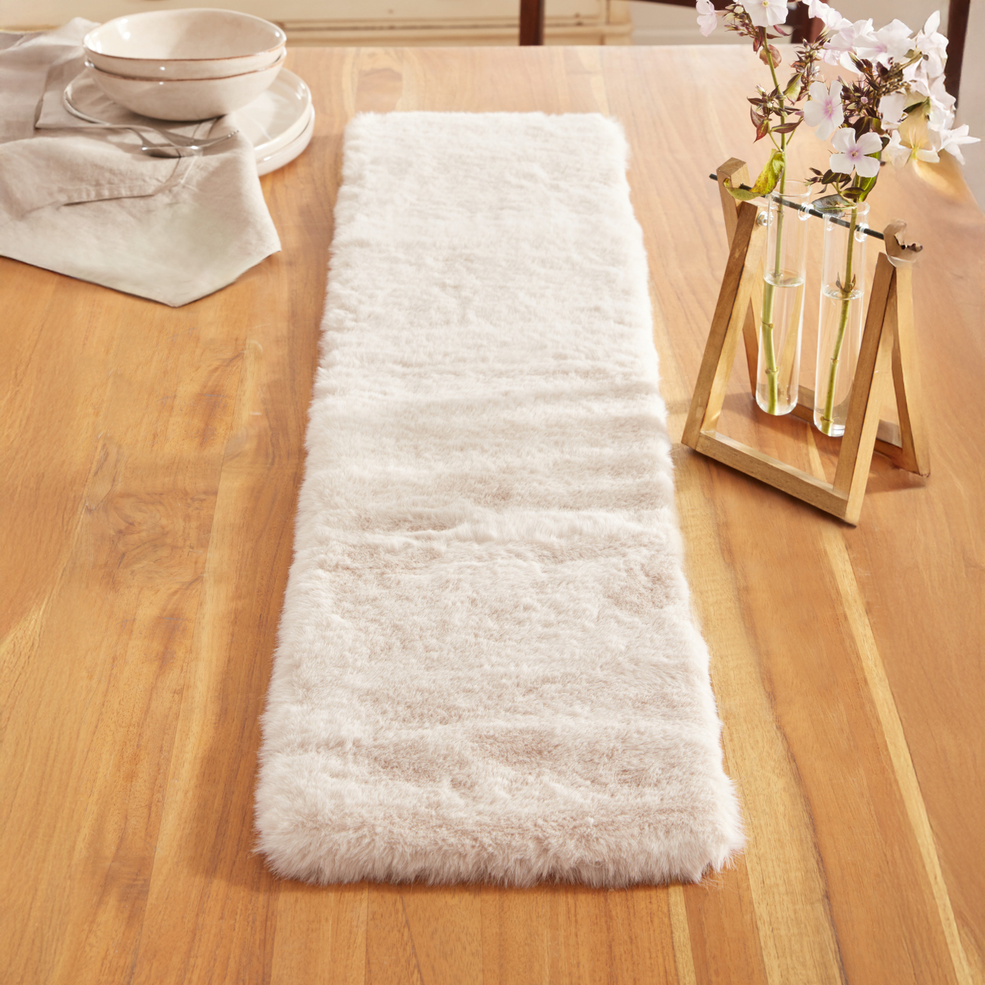 Acheter Chemin de table "velours doux", court  dans la boutique en ligne de Frank Flechtwaren