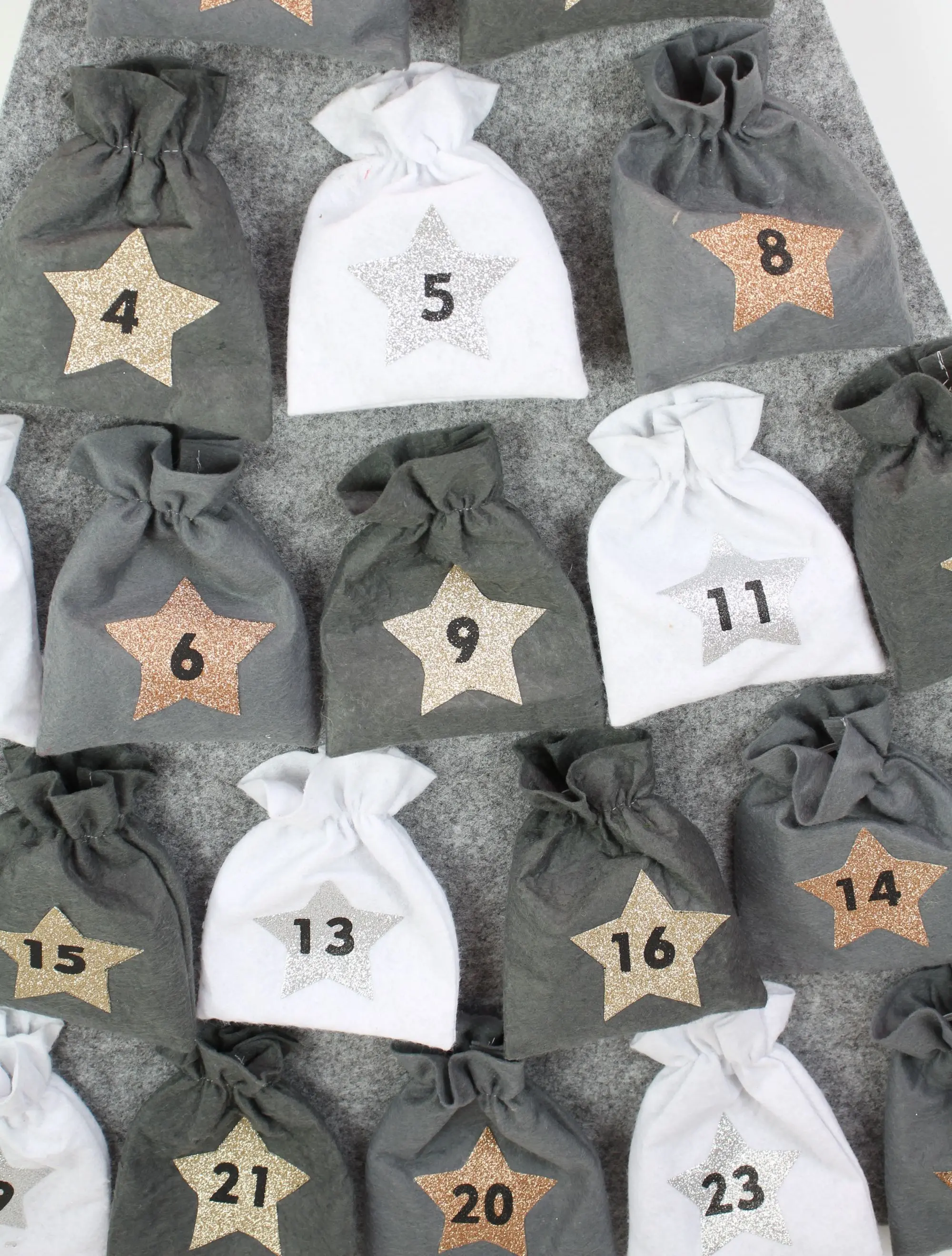 Acheter Calendrier de l'Avent "sapin"  dans la boutique en ligne de Frank Flechtwaren pour Calendriers de l'Avent