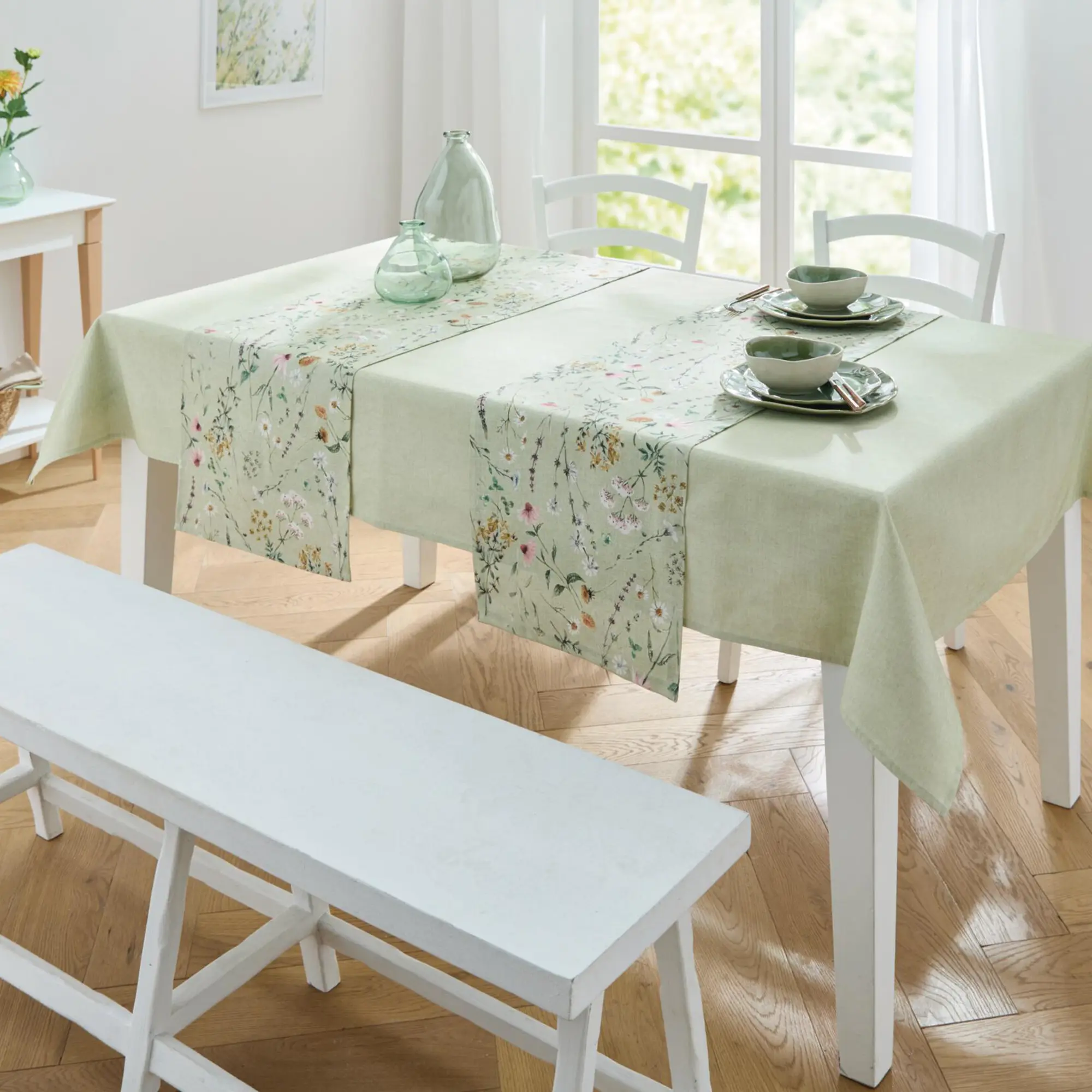 Acheter Chemin de table "mélange de fleurs "  dans la boutique en ligne de Frank Flechtwaren pour Chemins de table
