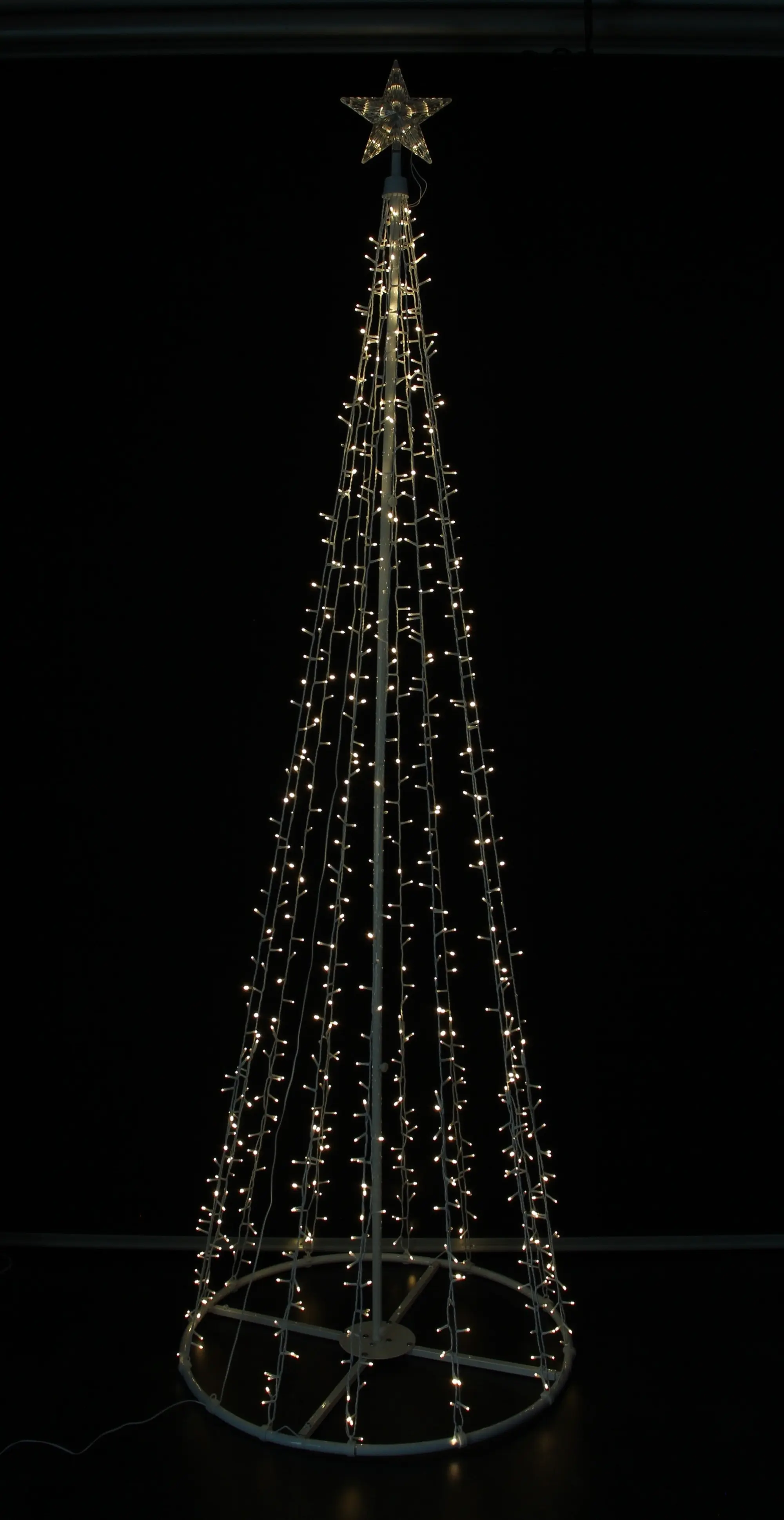Acheter Sapin LED "cône", géant dans la boutique en ligne de Frank Flechtwaren pour Décoration de jardin Acheter Sapin LED "cône", géant dans la boutique en ligne de Frank Flechtwaren pour Décoration de jardin