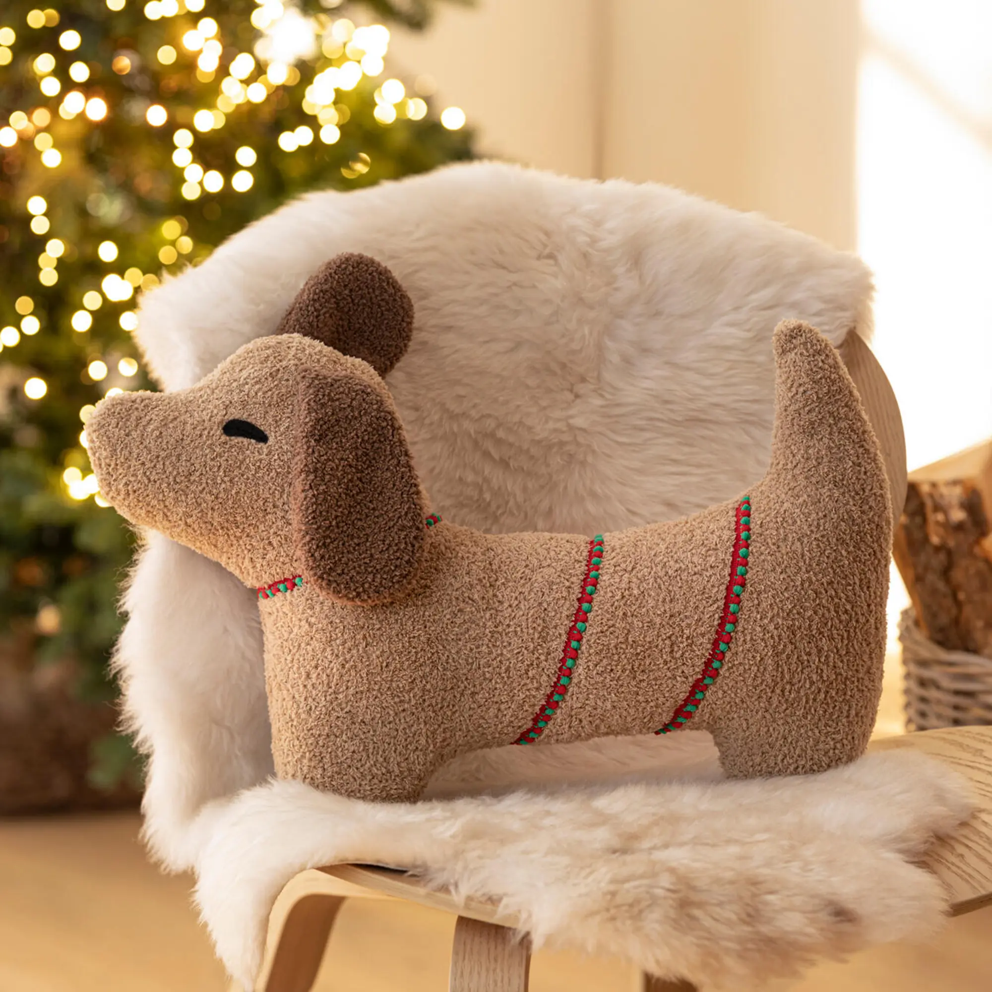 Acheter Coussin décoratif « Teckel Alvaro » dans la boutique en ligne de Frank Flechtwaren