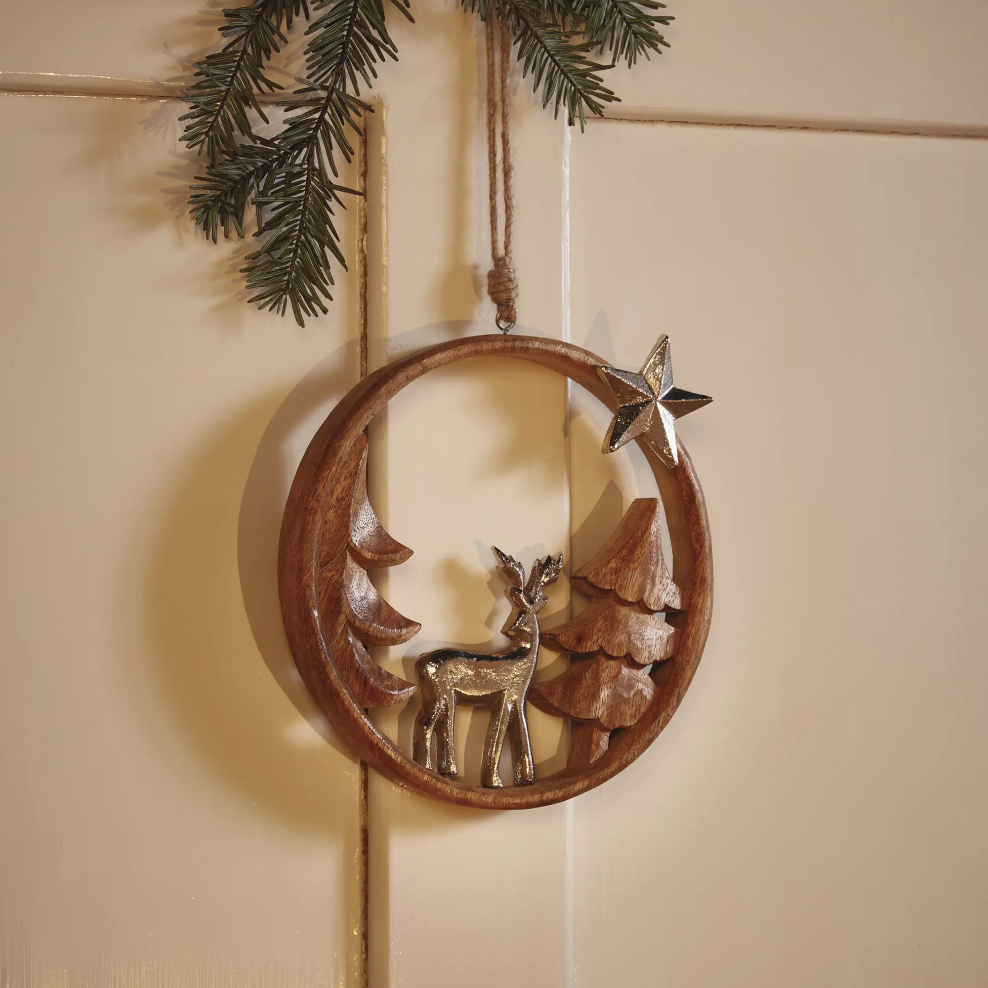 Acheter Suspension "renne dans la forêt"  dans la boutique en ligne de Frank Flechtwaren
