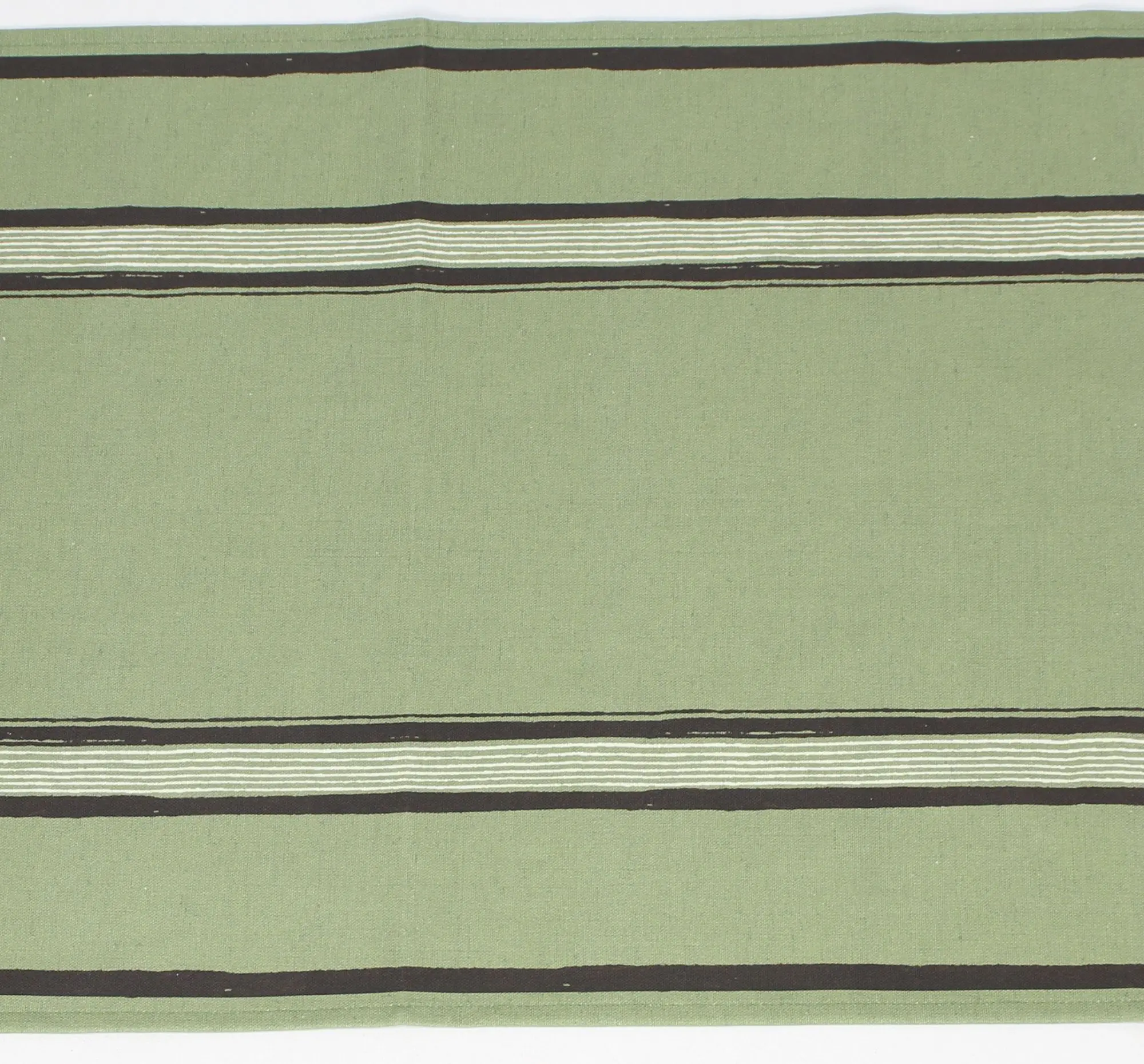 Acheter Chemin de table "Salvia grafico"  dans la boutique en ligne de Frank Flechtwaren pour Chemins de table