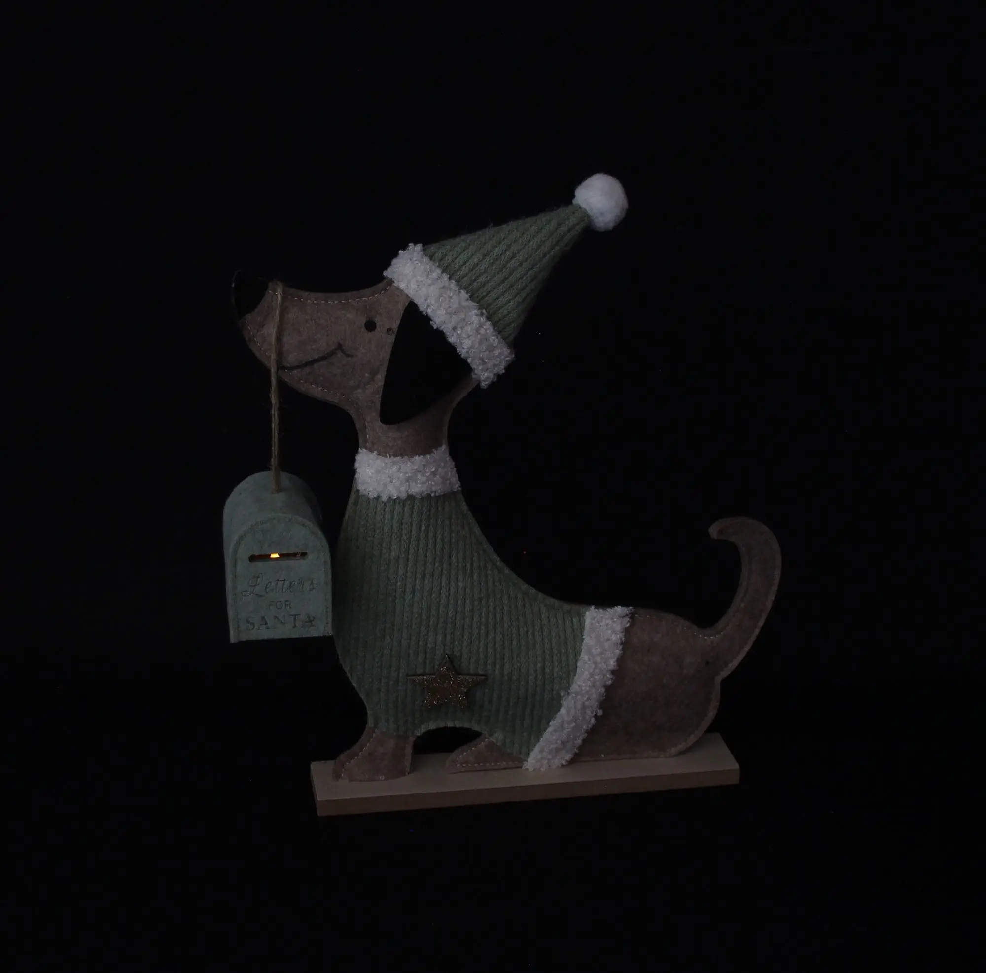 Acheter Figurine décorative « Teckel avec boîte aux lettres LED », 2 pièces.  dans la boutique en ligne de Frank Flechtwaren pour Avoir eu l'idée du teckel