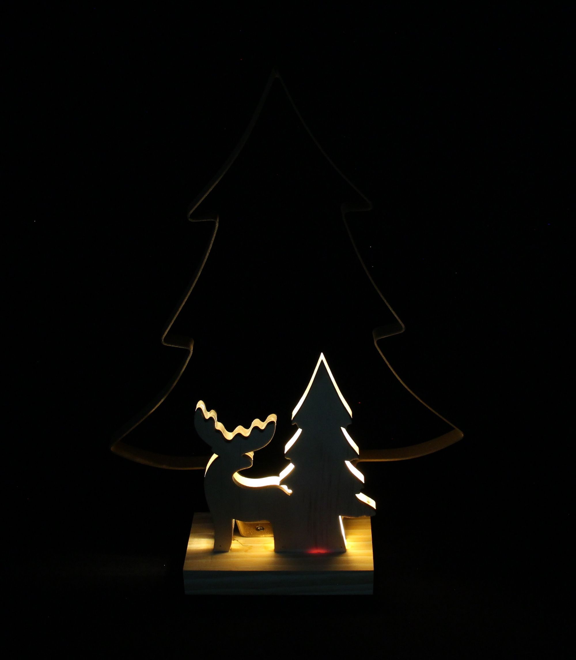 Acheter Décoration LED "sapin en métal"  dans la boutique en ligne de Frank Flechtwaren pour Noël