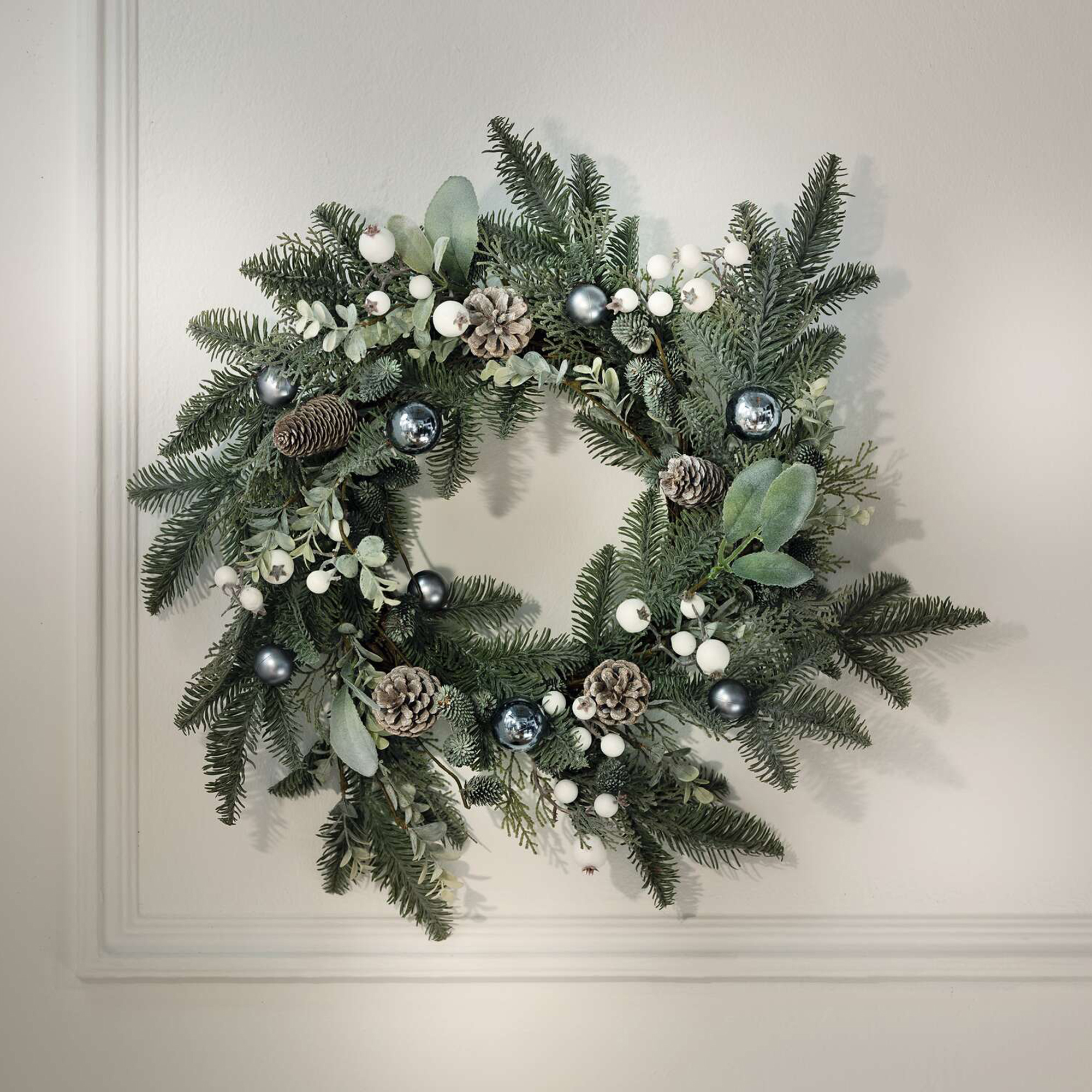 Acheter Couronne "magie d'hiver"  dans la boutique en ligne de Frank Flechtwaren