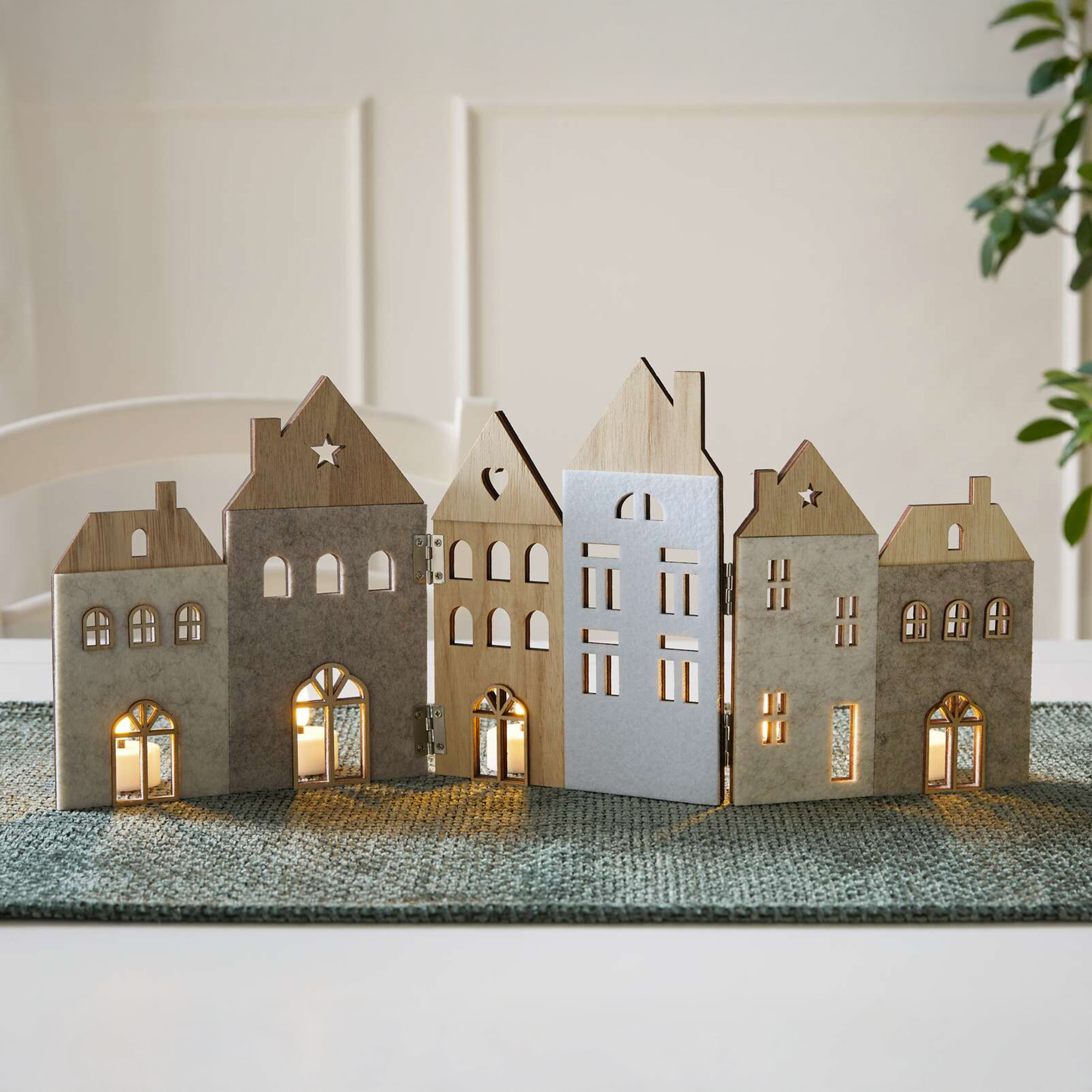 Acheter Décoration en bois "maisons"  dans la boutique en ligne de Frank Flechtwaren