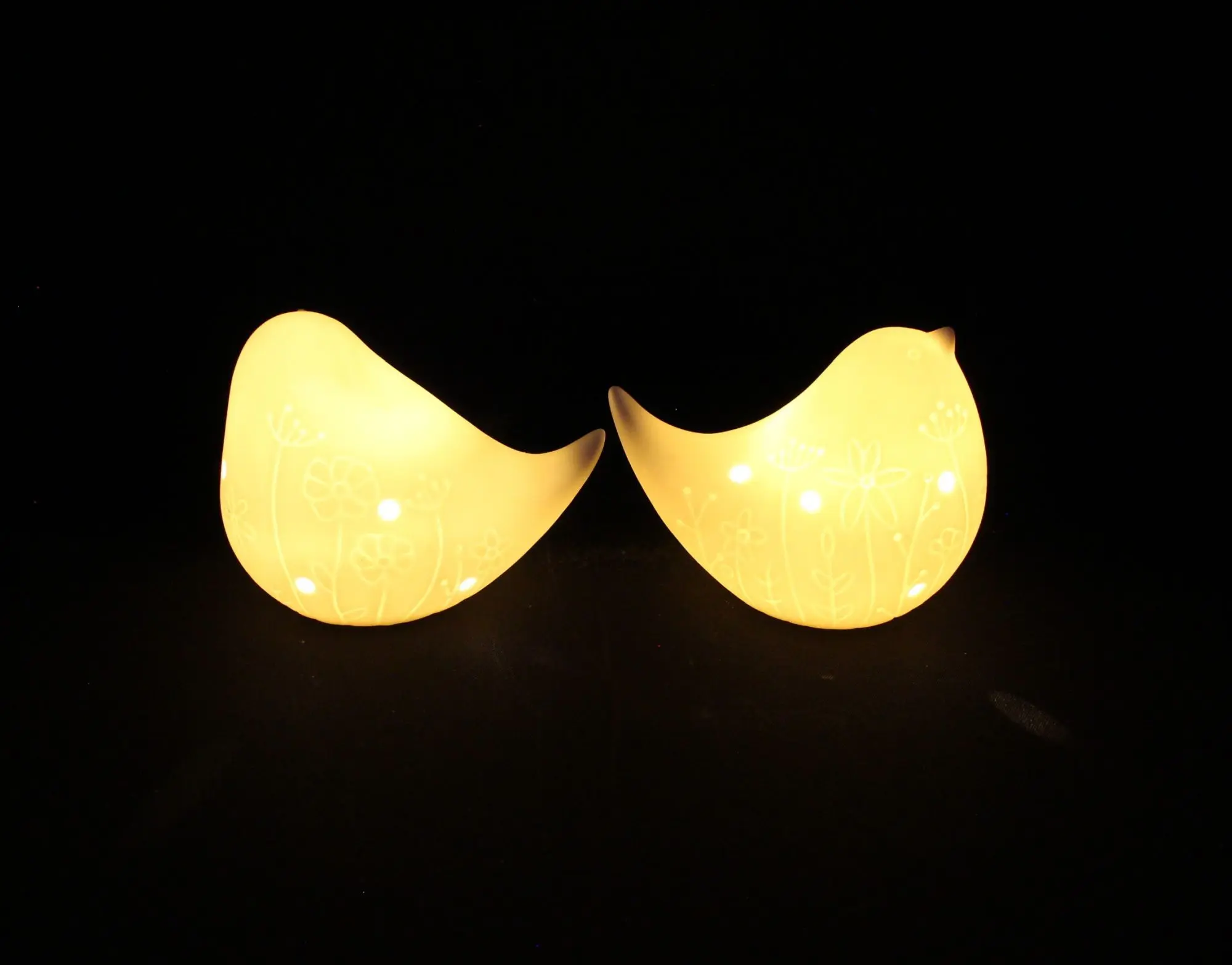 Acheter Lot de 2 oiseaux LED "prairie fleurie" dans la boutique en ligne de Frank Flechtwaren pour Pâques Acheter Lot de 2 oiseaux LED "prairie fleurie" dans la boutique en ligne de Frank Flechtwaren pour Pâques