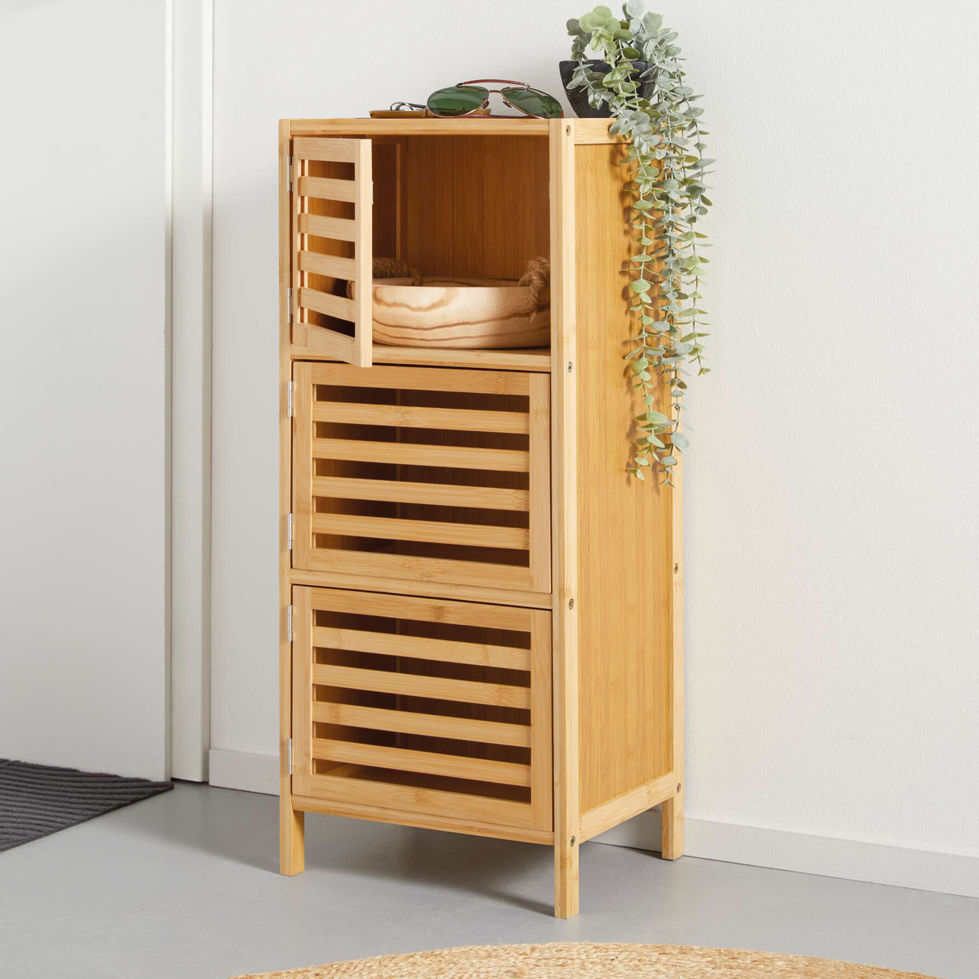 Acheter Petite armoire "bambou"  dans la boutique en ligne de Frank Flechtwaren