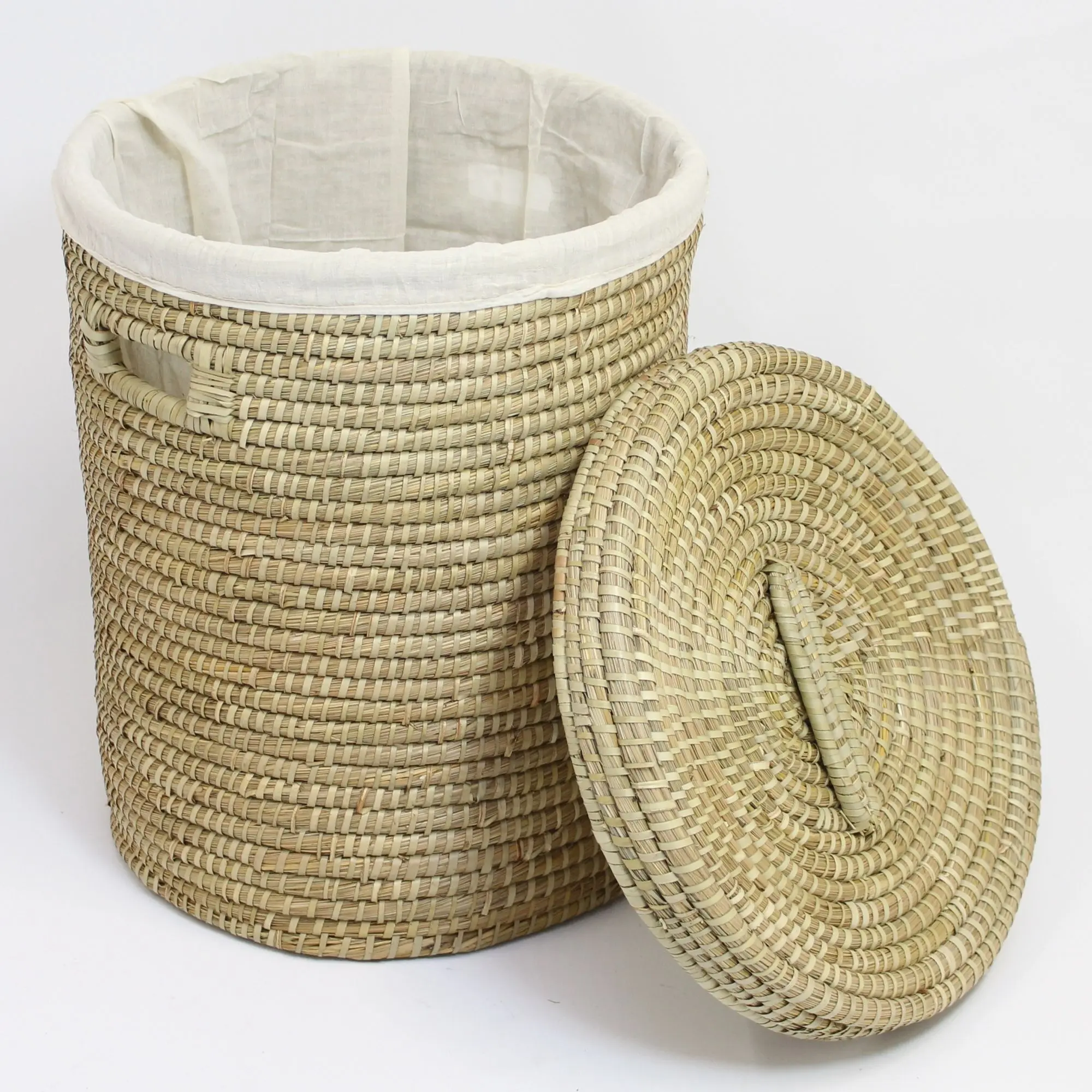 Acheter Panier à linge avec couvercle, GM dans la boutique en ligne de Frank Flechtwaren pour Salle de bain Acheter Panier à linge avec couvercle, GM dans la boutique en ligne de Frank Flechtwaren pour Salle de bain